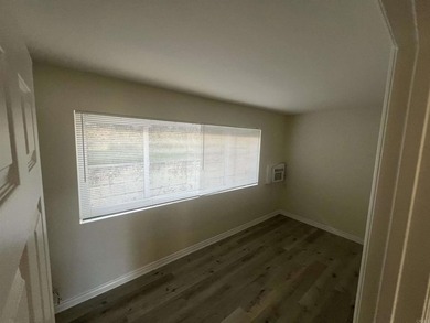 This bright and modern unit features 1 full bath and a versatile - photo 7