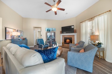 $50,000 of recent cosmetic upgrades! Definitely move-in ready! - photo 9