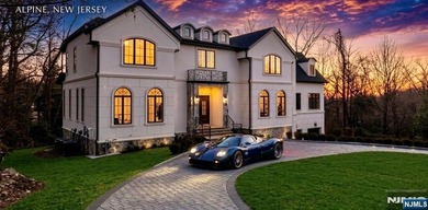Welcome to a rare opportunity - a brand new construction luxury - photo 1