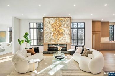 Welcome to a rare opportunity - a brand new construction luxury - photo 6