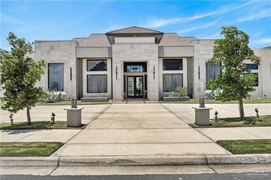 Stunning modern luxury home located in a gated subdivision in - photo 3