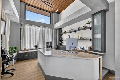 Stunning modern luxury home located in a gated subdivision in - photo 9