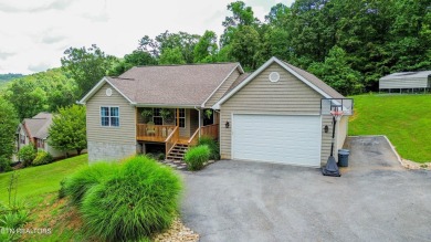 Lake Home For Sale in Jacksboro, Tennessee