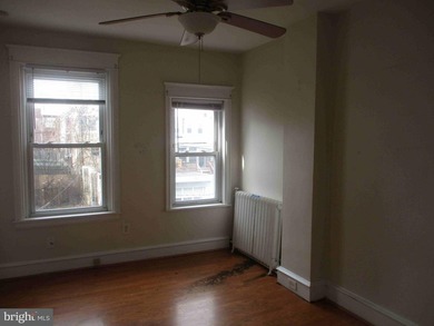 Three bedroom , 1.5 bath brick home with concrete facade and - photo 12