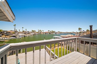 Waterfront living at its best! This 2 bed, 2.5 bath townhome - photo 25
