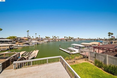Waterfront living at its best! This 2 bed, 2.5 bath townhome - photo 26