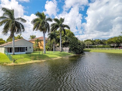 Superb one-story waterfront home in west central Pembroke Pines - photo 26