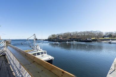 After 30+ years Shaw's Wharf and Lobster is For Sale. This - photo 29