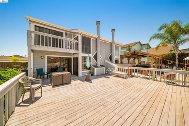 Waterfront living at its best! This 2 bed, 2.5 bath townhome - photo 35