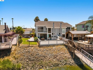 Waterfront living at its best! This 2 bed, 2.5 bath townhome - photo 36