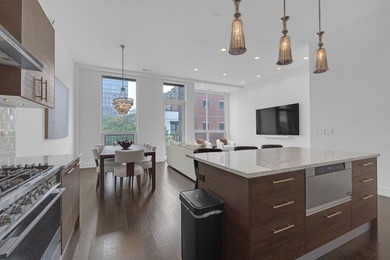Experience Luxury City Living In This Exceptional 3 Bedroom, 3 - photo 7
