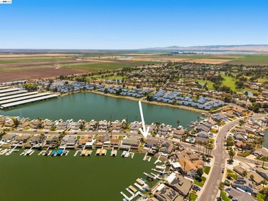 Waterfront living at its best! This 2 bed, 2.5 bath townhome - photo 40