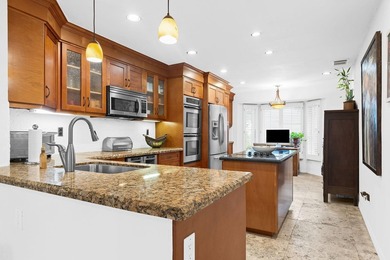 ABSOLUTELY BEAUTIFULLY REMODELED 3/2.5 OPEN CORNER WITH A 2 CAR - photo 10