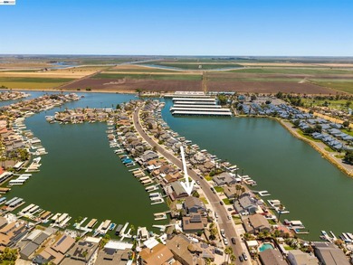 Waterfront living at its best! This 2 bed, 2.5 bath townhome - photo 44