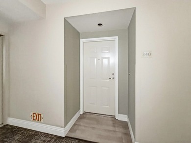 Welcome home to this clean and well maintained home in the heart - photo 7
