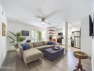 Discover waterfront luxury nestled on a private, lush acre - photo 4