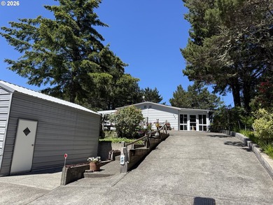 Welcome to this well-maintained 1,410-square-foot home nestled - photo 1