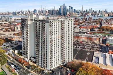 Great starter unit, great location, great view and priced to - photo 1