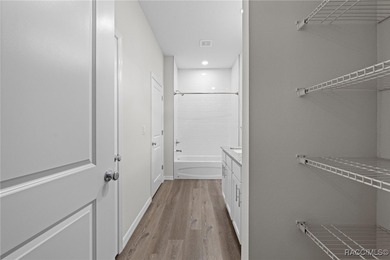 Ready for Immediate Occupancy! This brand-new 3-bedroom - photo 28