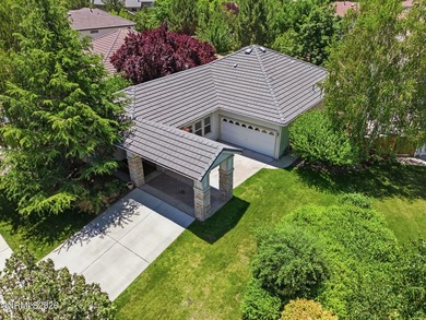 Welcome to this beautifully maintained 3 bedroom, 2 bath home - photo 3