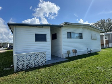 This 1971 home is offered turnkey and includes the golf cart! - photo 34
