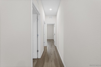 Ready for Immediate Occupancy! This brand-new 3-bedroom - photo 36