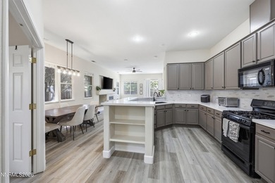 Welcome to this beautifully maintained 3 bedroom, 2 bath home - photo 8