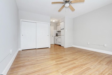 BEACHFRONT CONDO WITH BEACH VIEWS!! VACANT VACANT VACANT! Don't - photo 7