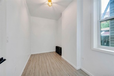 Go down to features to look at the beautiful Floor Plan & - photo 18