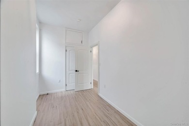 Go down to features to look at the beautiful Floor Plan & - photo 19
