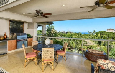 Discover luxury resort living in this exceptional ocean-view - photo 2