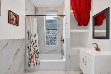 Go down to features to look at the beautiful Floor Plan & - photo 26