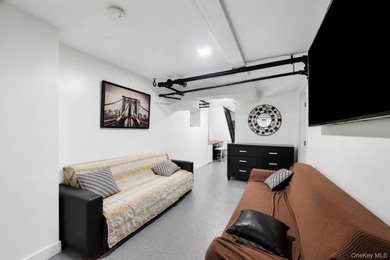 Go down to features to look at the beautiful Floor Plan & - photo 34