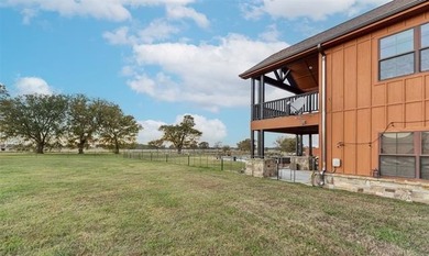 Welcome to a magnificent opportunity to own a premier executive - photo 7