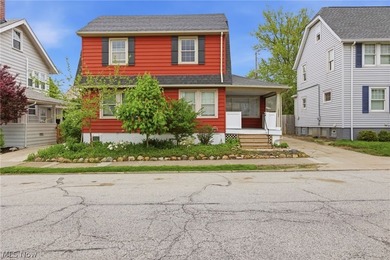 Charming and beautifully updated 3-bedroom, 1 bath Colonial - photo 1