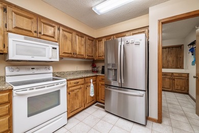 Enjoy Golf Course living in this updated Cortez Golf Course home - photo 10