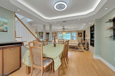Welcome to a rare blend of classic colonial charm and - photo 11