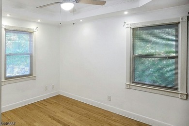 Welcome to a rare blend of classic colonial charm and - photo 21