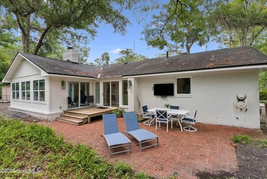 Tucked away on nearly a full acre on St. Simons Island, this - photo 34