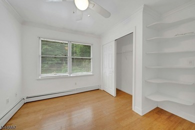 Welcome to a rare blend of classic colonial charm and - photo 34