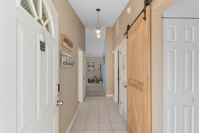 Rare opportunity in Azalea Place-homes here hardly ever hit the - photo 5