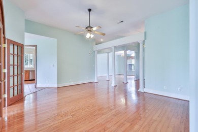 Welcome to 533 Stonemason Dr. in Myrtle Beach, a stunning - photo 3
