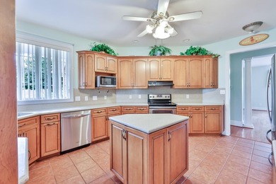 Welcome to 533 Stonemason Dr. in Myrtle Beach, a stunning - photo 7