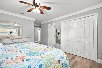 Discover Florida living in this tastefully remodeled 3-bedroom - photo 9