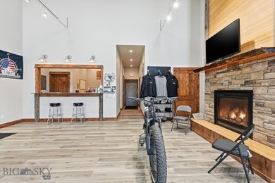 Bring your business to this high-visibility property with 260 - photo 3