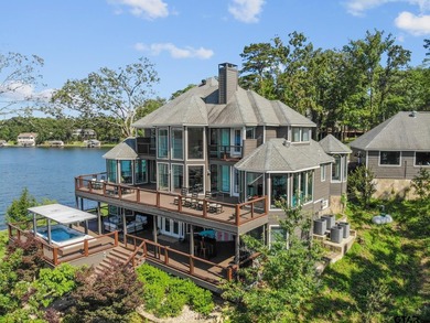 Majestic waterfront property in the coveted El Dorado - photo 3