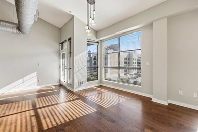 Top Floor Corner Unit | City Views | East Village | No Unit - photo 6
