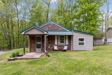 Lake Home For Sale in Burnside, Kentucky