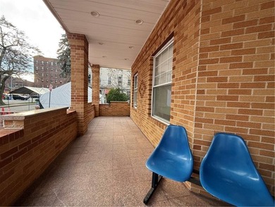 Totally renovated and stunning fully detached Victorian home in - photo 28