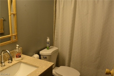 Seller Motivated Price just reduced! Welcome to your New Home in - photo 8